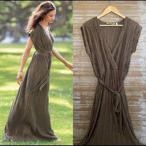 Soft Surroundings Perfect Plisse Pleat Maxi Dress